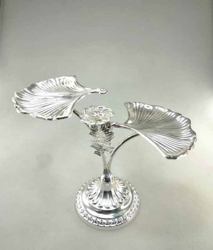 Silver Shell Disk with Stand